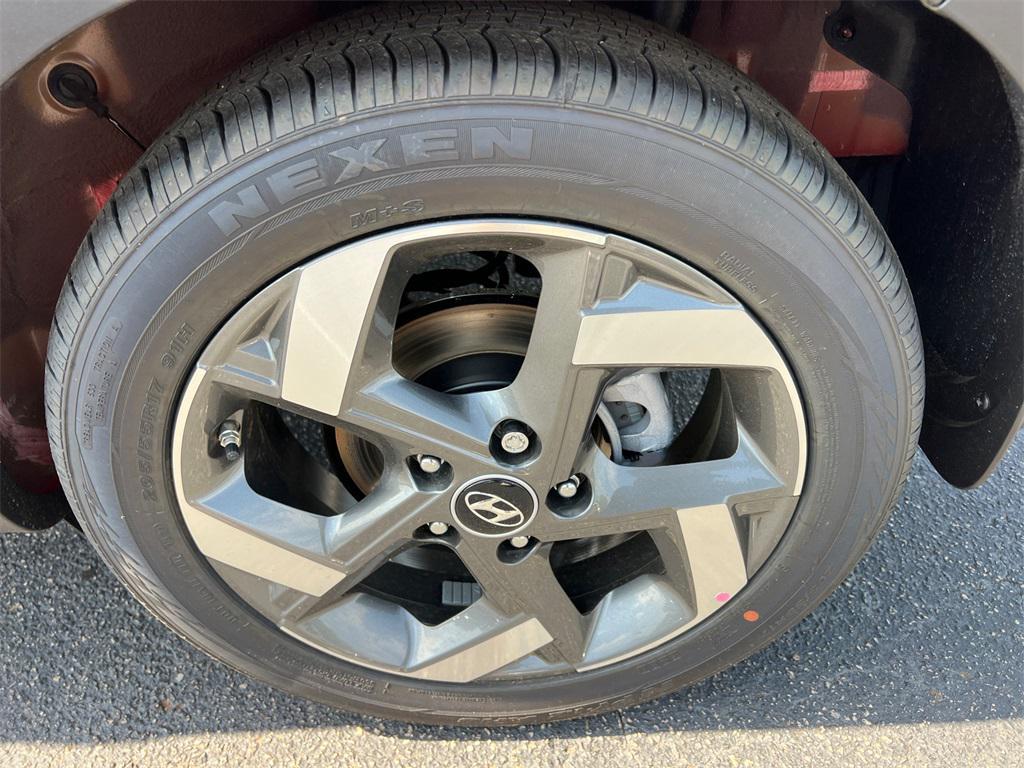 new 2025 Hyundai Venue car, priced at $24,670
