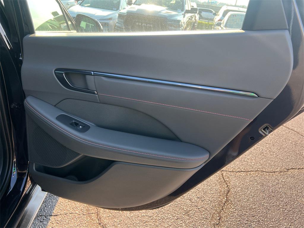 new 2025 Hyundai Sonata car, priced at $33,987