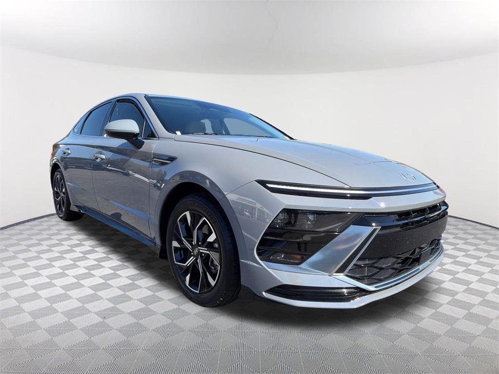 used 2024 Hyundai Sonata car, priced at $24,662