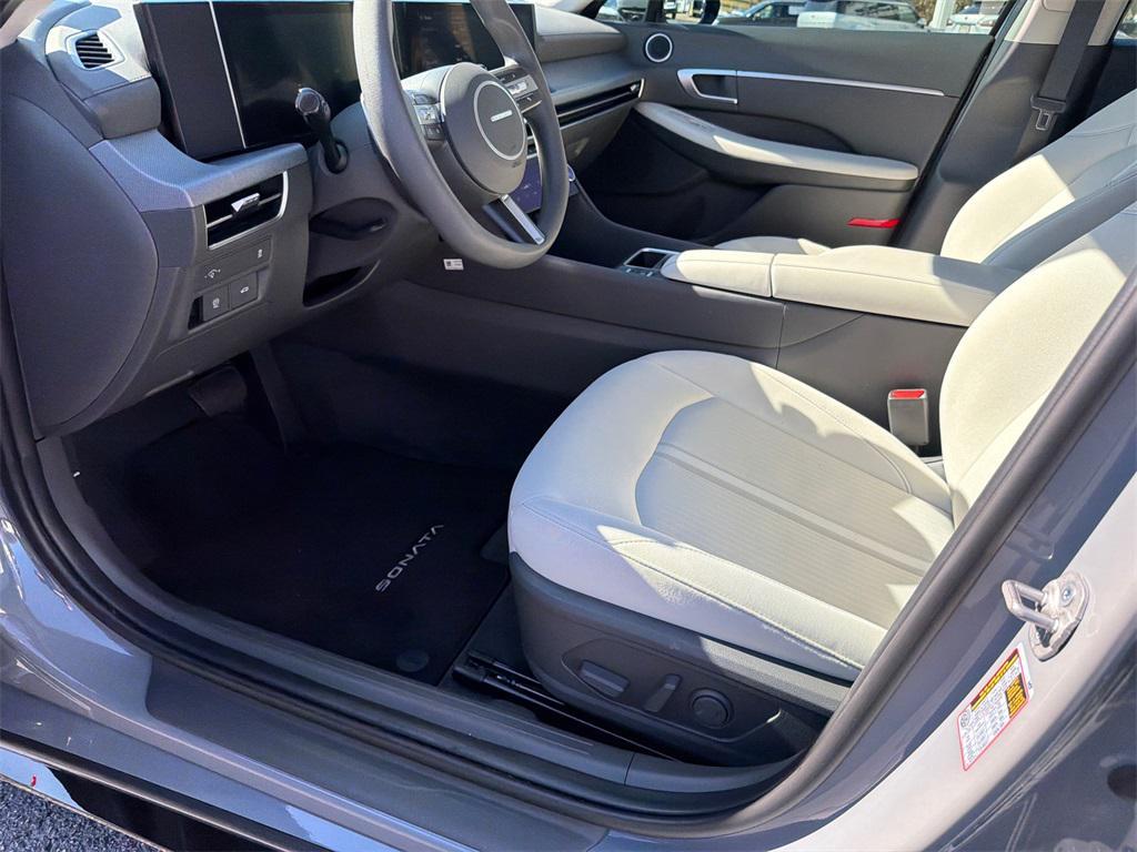 used 2024 Hyundai Sonata car, priced at $24,662