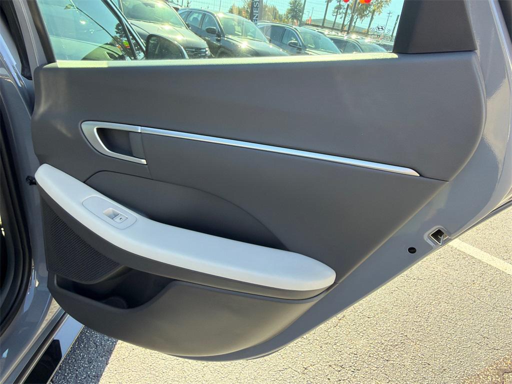 used 2024 Hyundai Sonata car, priced at $24,662