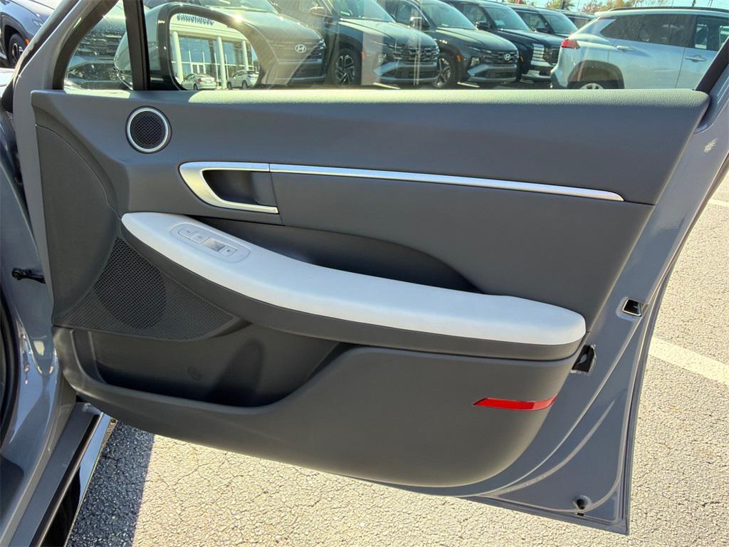 used 2024 Hyundai Sonata car, priced at $24,662