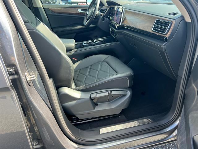 used 2024 Volkswagen Atlas car, priced at $33,995