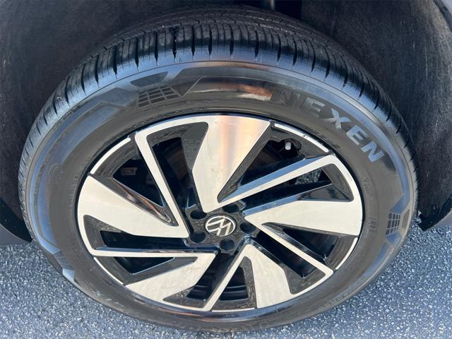used 2024 Volkswagen Atlas car, priced at $33,995