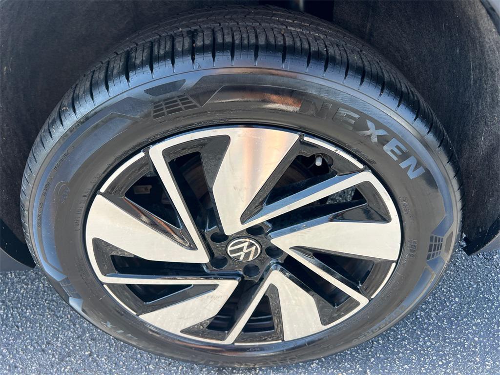 used 2024 Volkswagen Atlas car, priced at $31,987