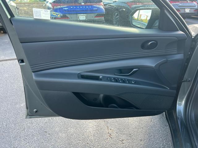 new 2025 Hyundai ELANTRA HEV car, priced at $23,991