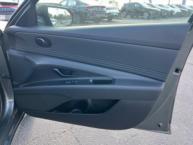 new 2025 Hyundai ELANTRA HEV car, priced at $23,991