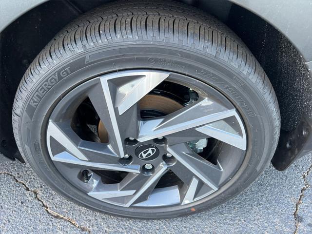 new 2025 Hyundai ELANTRA HEV car, priced at $23,991