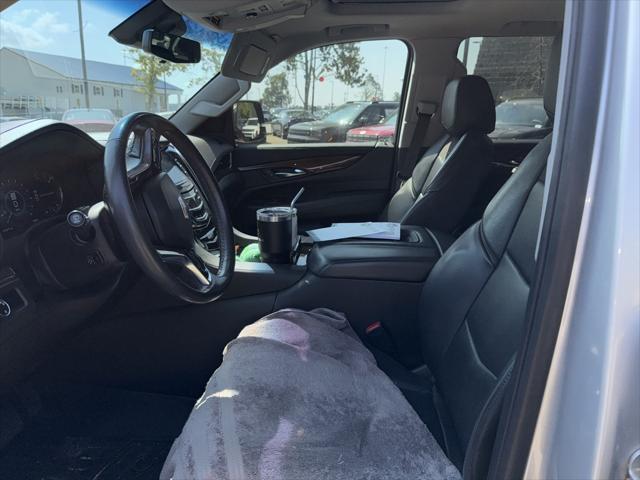 used 2020 Cadillac Escalade car, priced at $29,992