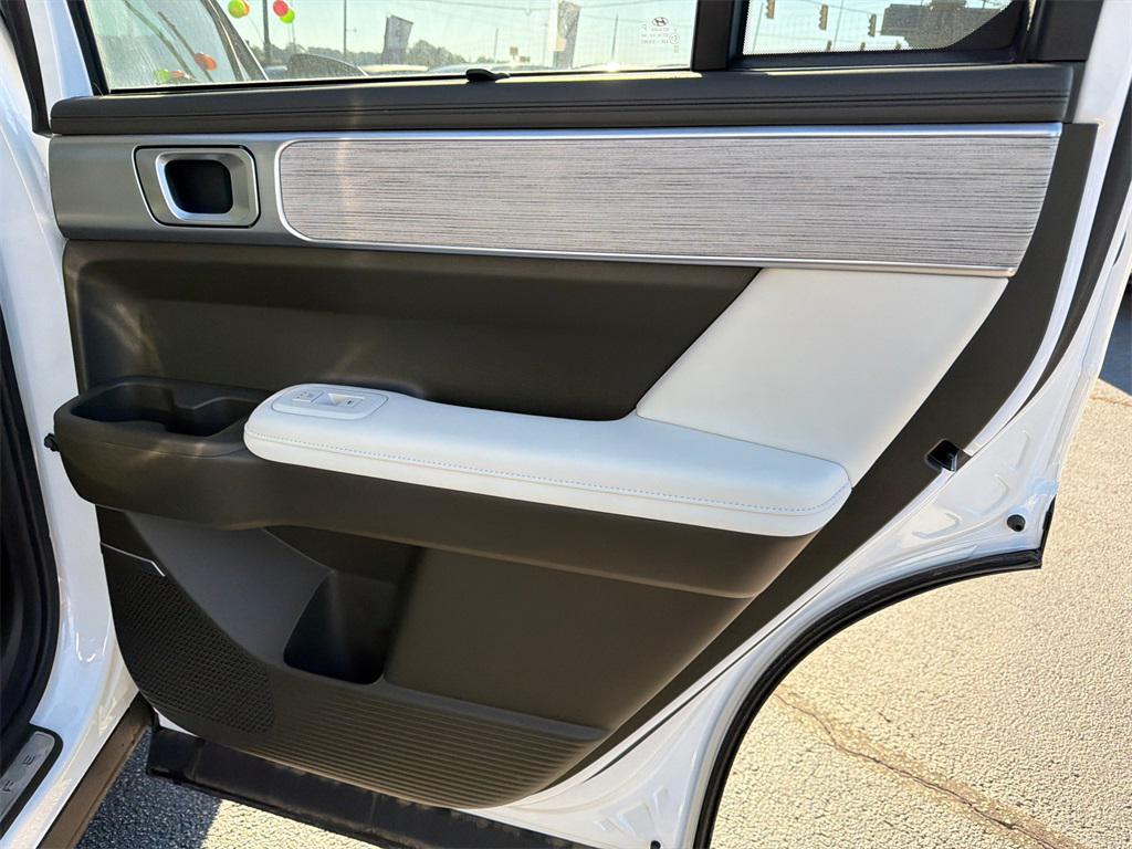 new 2025 Hyundai Santa Fe car, priced at $43,100