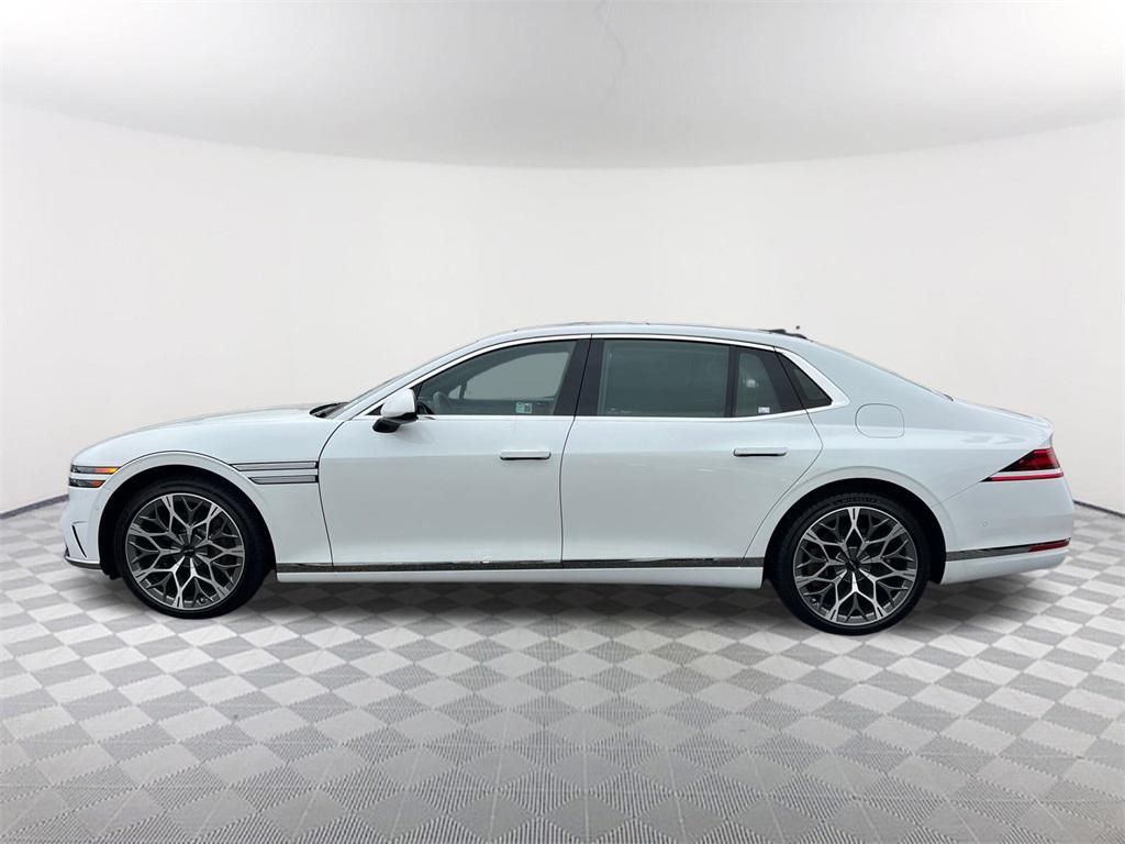 new 2024 Genesis G90 car, priced at $87,991