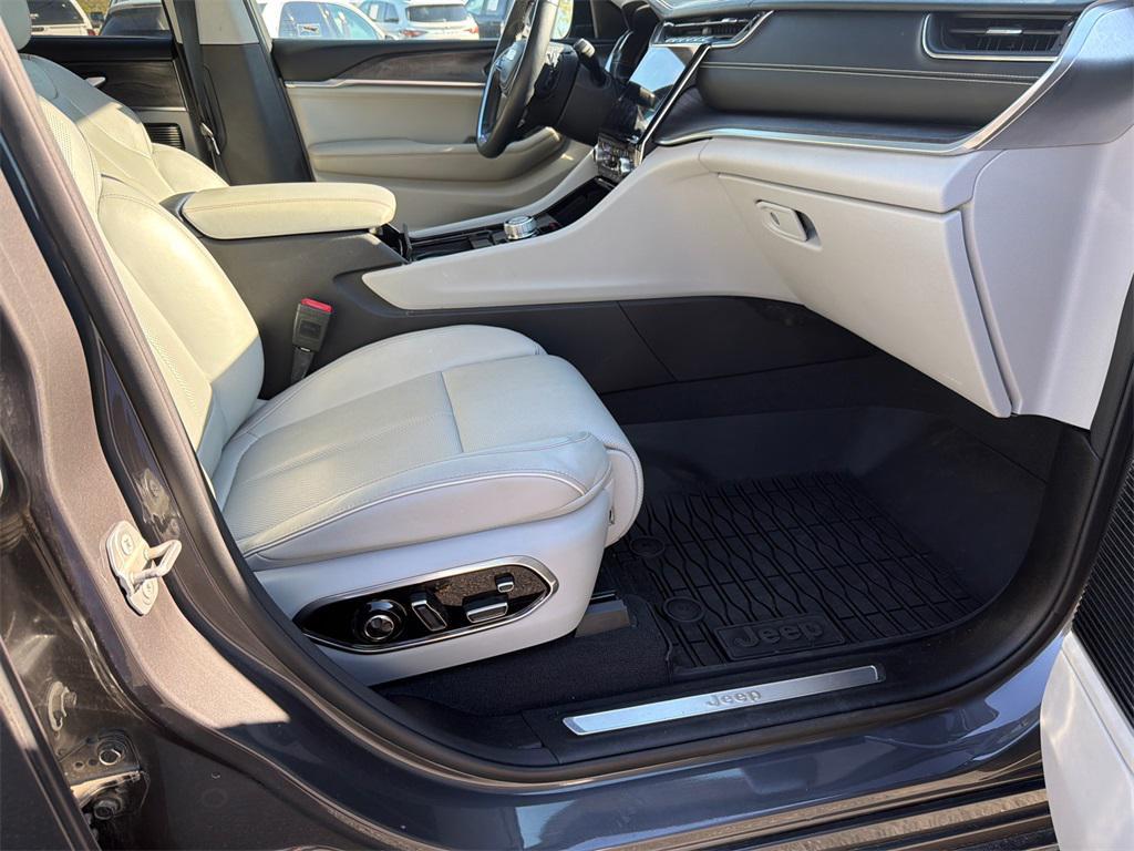 used 2021 Jeep Grand Cherokee L car, priced at $29,991