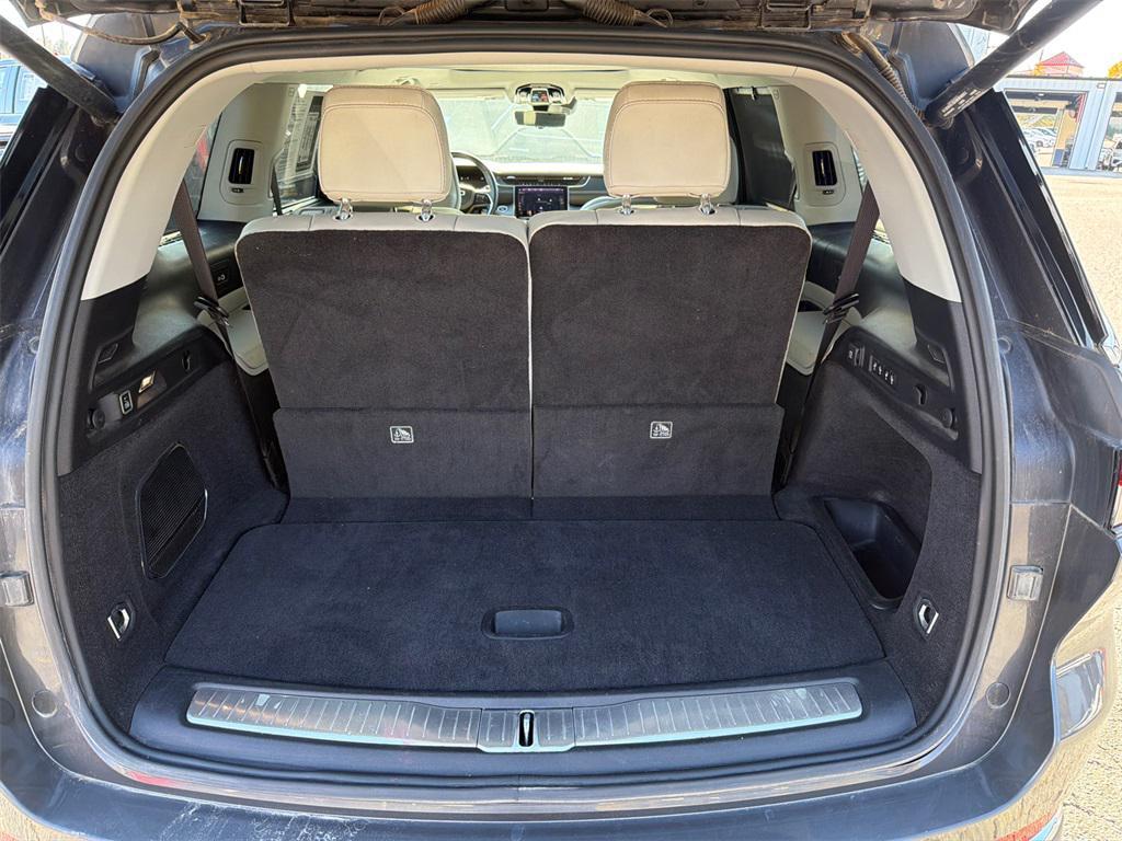 used 2021 Jeep Grand Cherokee L car, priced at $29,991