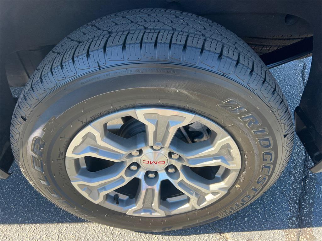 used 2024 GMC Sierra 1500 car, priced at $39,998