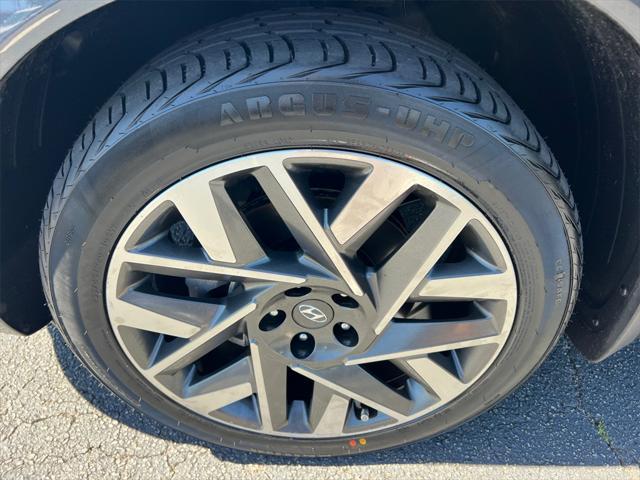 used 2023 Hyundai Santa Fe car, priced at $32,992