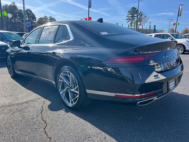 new 2025 Genesis G90 car, priced at $90,787