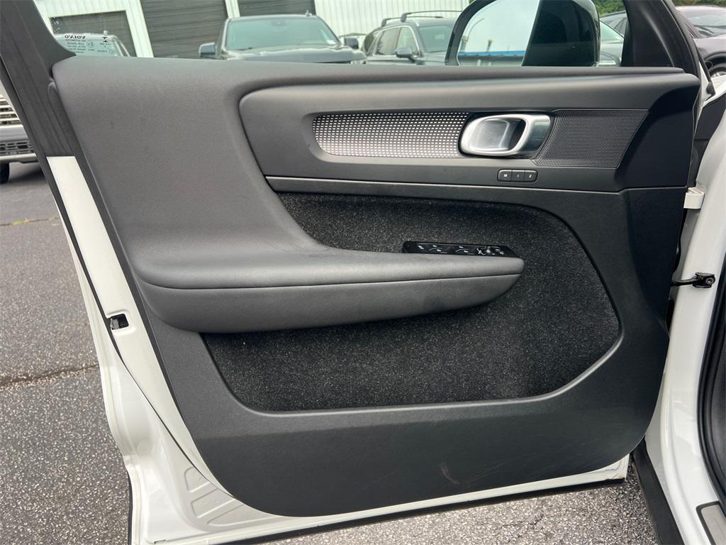 used 2021 Volvo XC40 Recharge Pure Electric car, priced at $22,993