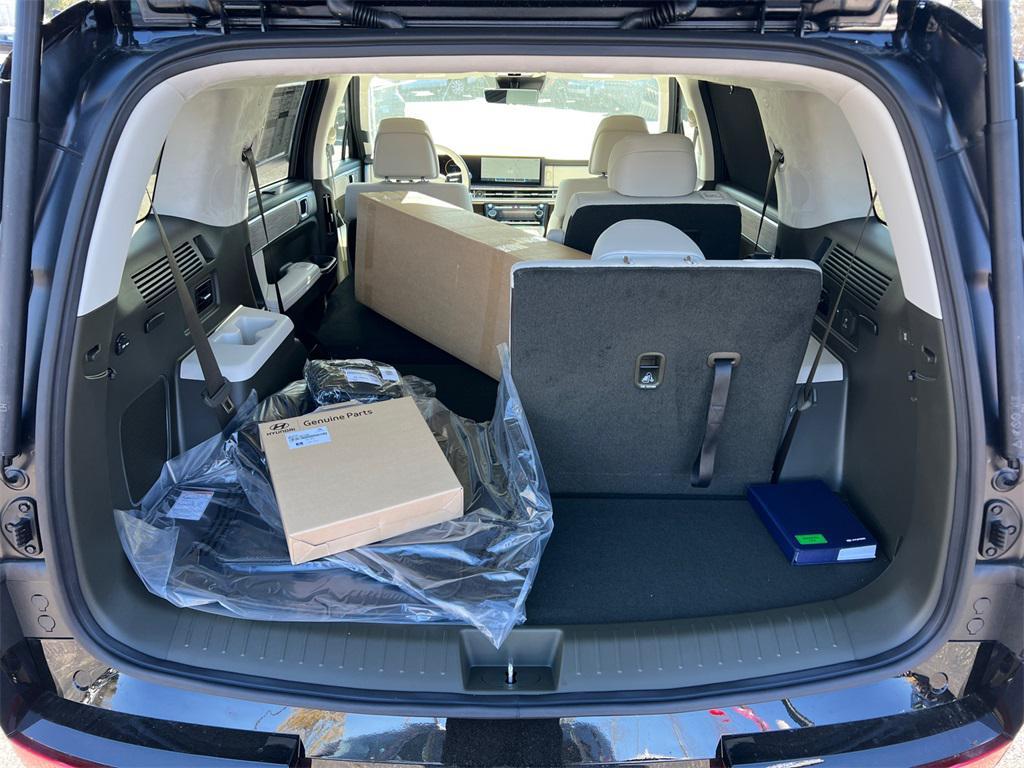 new 2025 Hyundai Santa Fe car, priced at $44,989