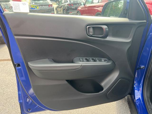 new 2025 Hyundai Venue car, priced at $24,085