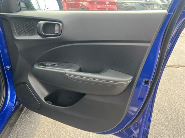 new 2025 Hyundai Venue car, priced at $24,085