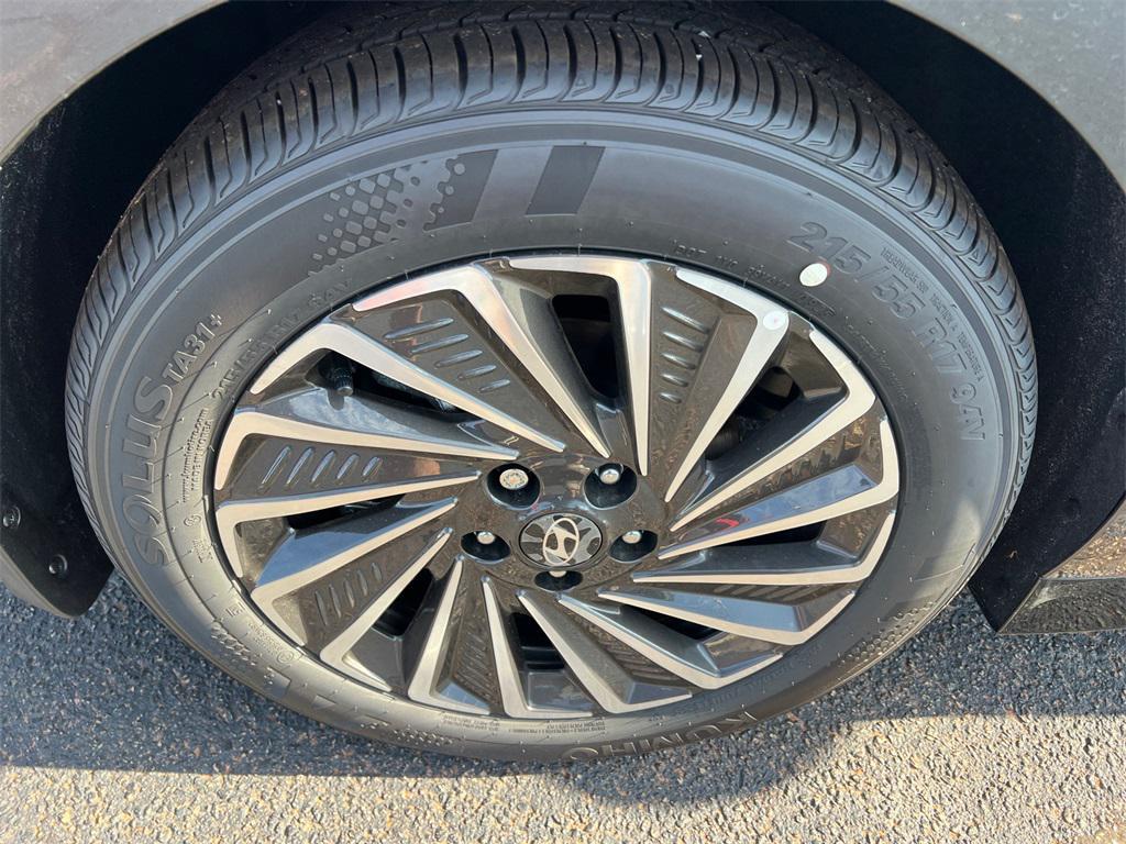 new 2025 Hyundai Sonata Hybrid car, priced at $36,005