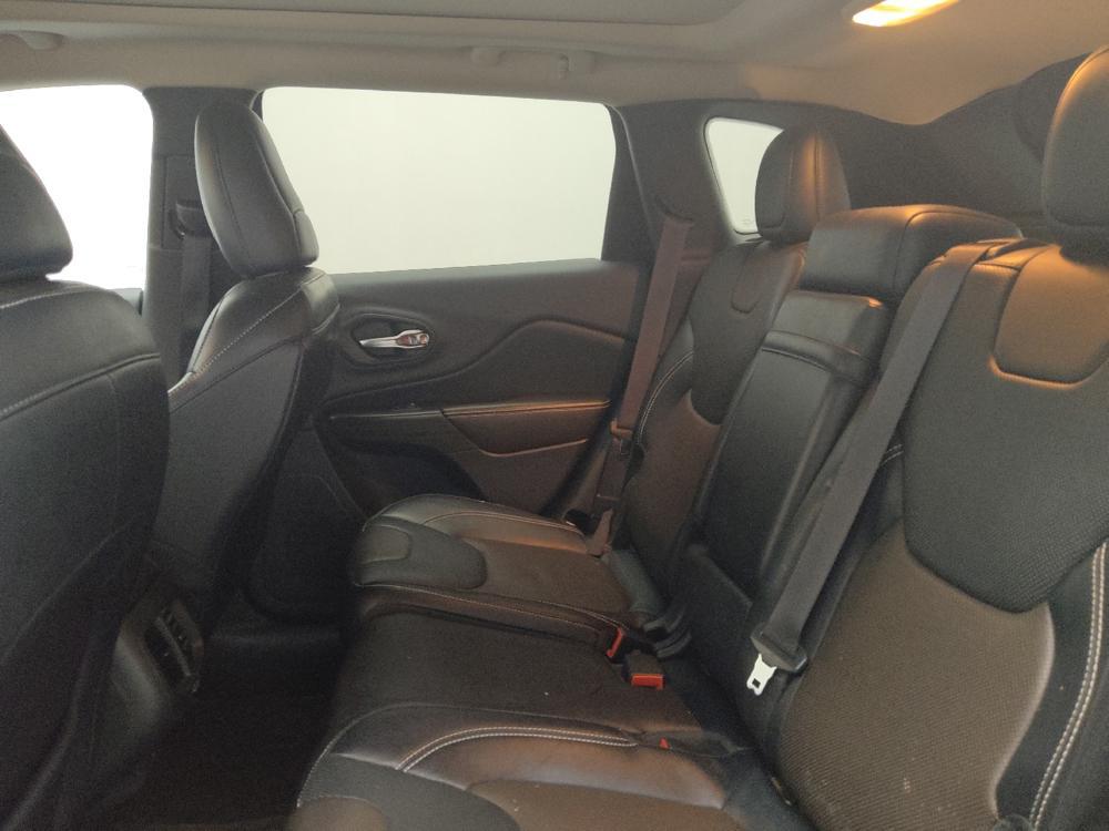 used 2015 Jeep Cherokee car, priced at $14,295