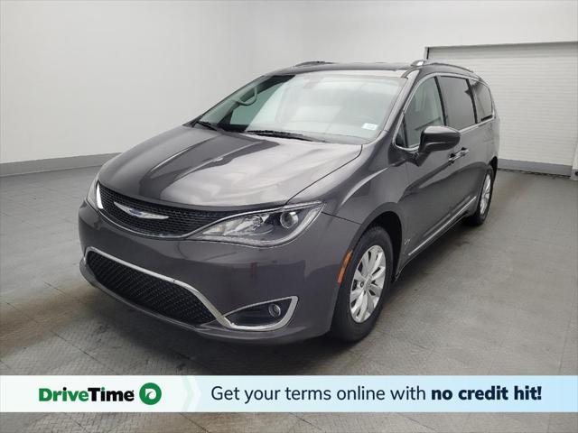 used 2018 Chrysler Pacifica car, priced at $18,495