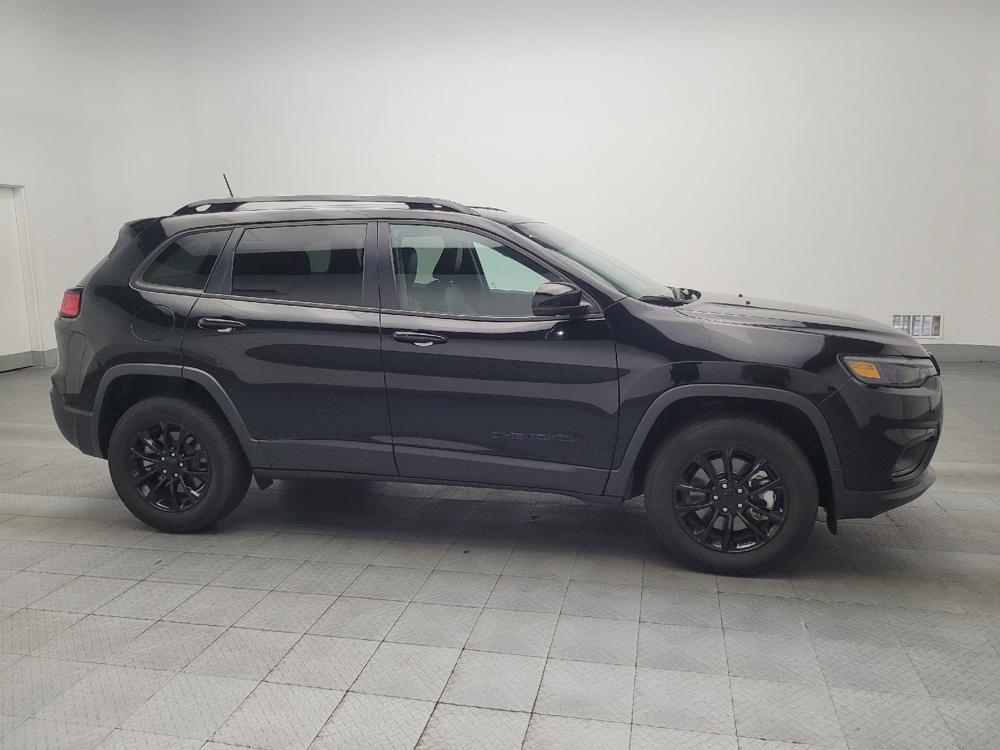 used 2023 Jeep Cherokee car, priced at $24,195