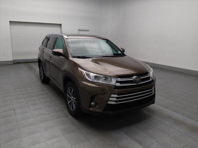 used 2018 Toyota Highlander car, priced at $23,595