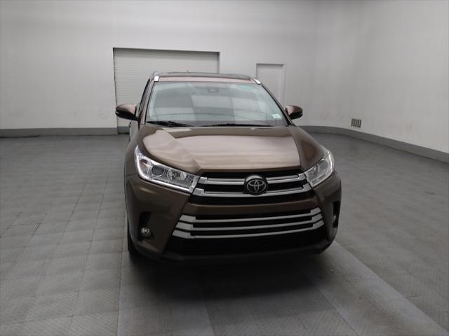 used 2018 Toyota Highlander car, priced at $23,595