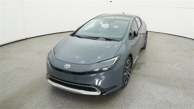 new 2025 Toyota Prius Plug-In Hybrid car, priced at $39,973