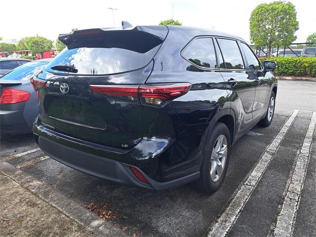 used 2023 Toyota Highlander car, priced at $32,777