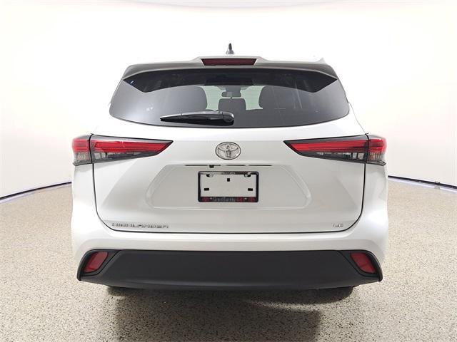 used 2023 Toyota Highlander car, priced at $29,377