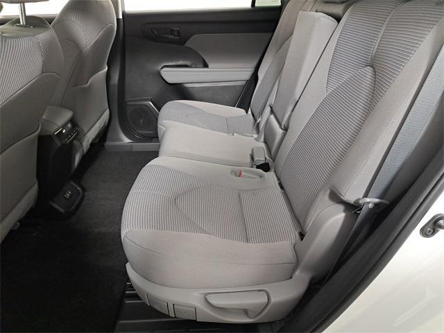 used 2023 Toyota Highlander car, priced at $29,377