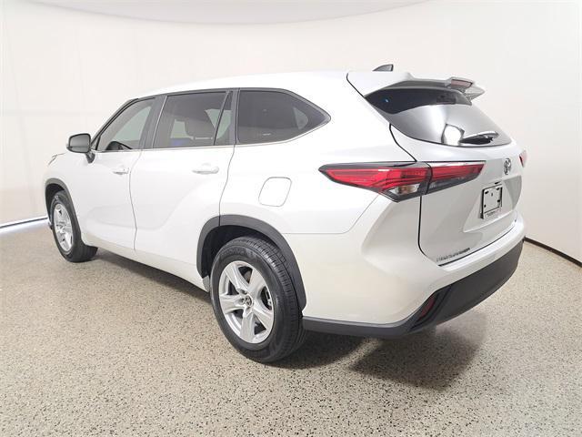 used 2023 Toyota Highlander car, priced at $29,377