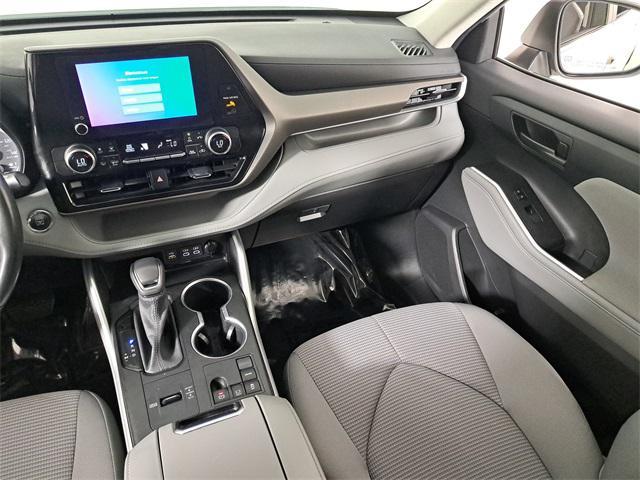used 2023 Toyota Highlander car, priced at $29,377