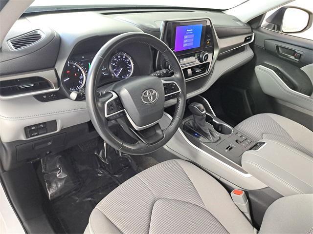 used 2023 Toyota Highlander car, priced at $29,377