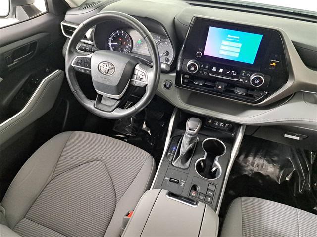 used 2023 Toyota Highlander car, priced at $29,377