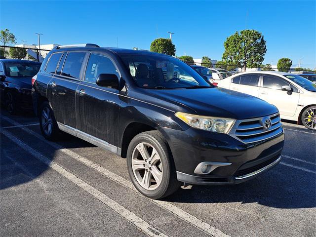 used 2013 Toyota Highlander car, priced at $15,377