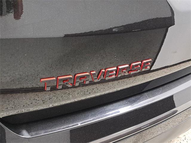 used 2022 Chevrolet Traverse car, priced at $31,499