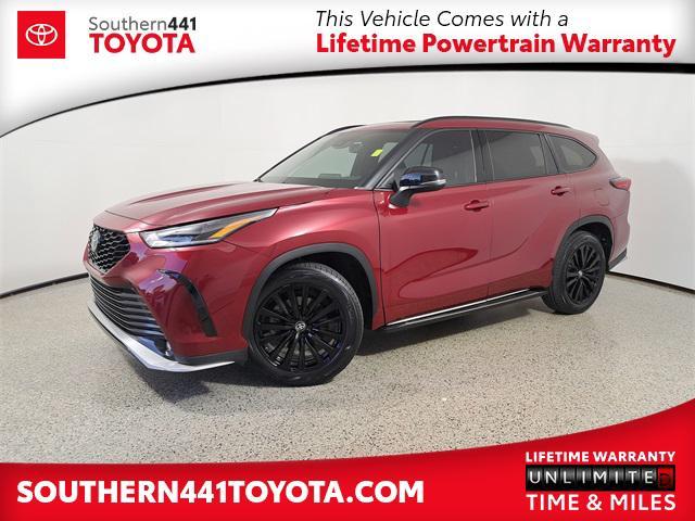 used 2023 Toyota Highlander car, priced at $38,777
