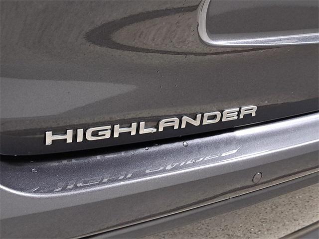 used 2023 Toyota Highlander car, priced at $34,377