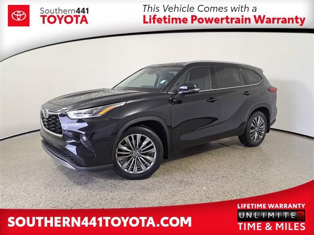 used 2021 Toyota Highlander car, priced at $37,977