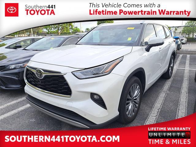 used 2021 Toyota Highlander car, priced at $32,777