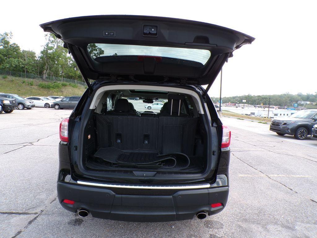 used 2024 Subaru Ascent car, priced at $43,086