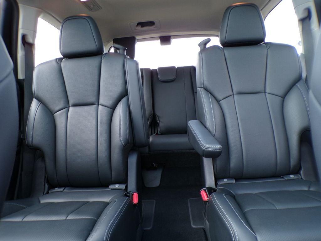 used 2024 Subaru Ascent car, priced at $43,086