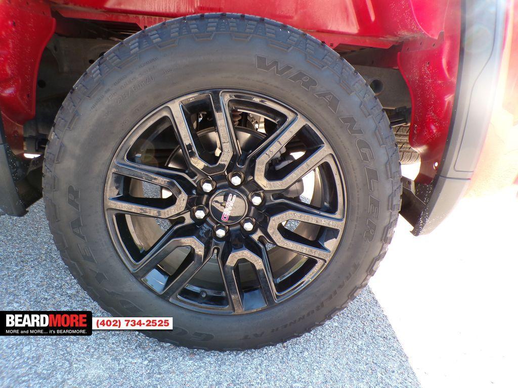 used 2023 GMC Sierra 1500 car, priced at $37,240
