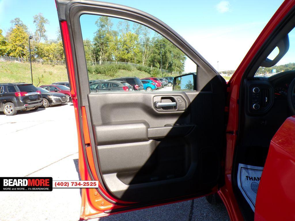 used 2023 GMC Sierra 1500 car, priced at $37,240