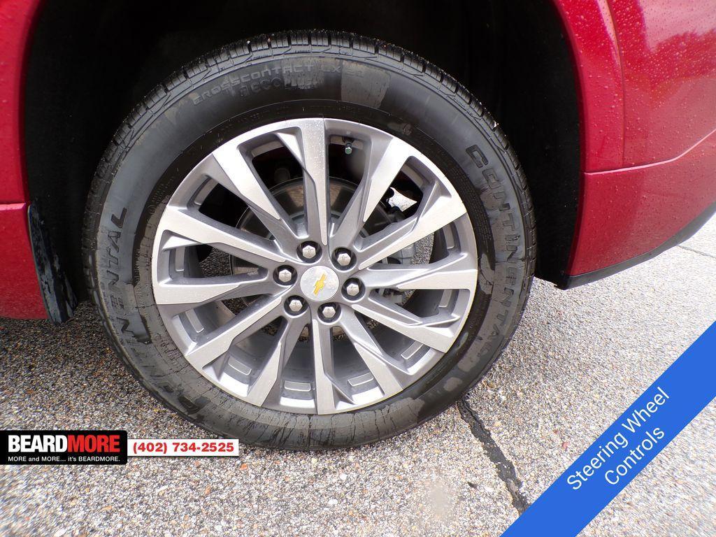 used 2023 Chevrolet Traverse car, priced at $43,880