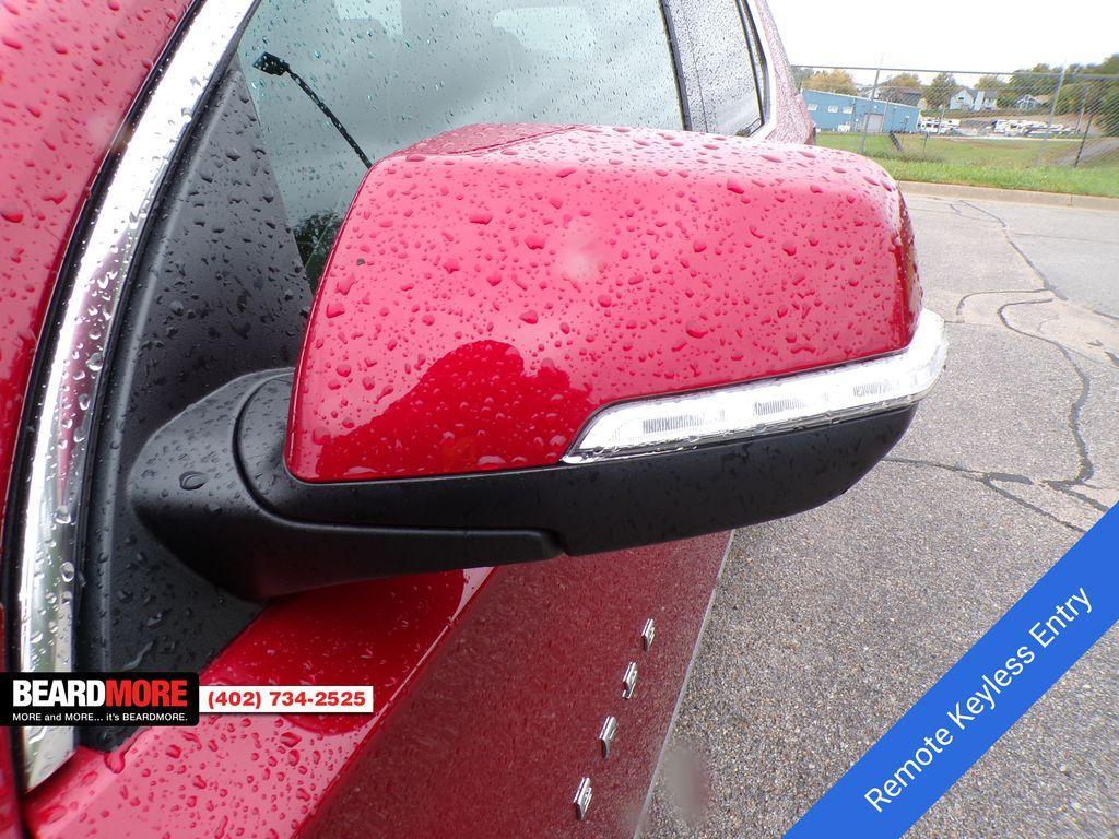 used 2023 Chevrolet Traverse car, priced at $43,880